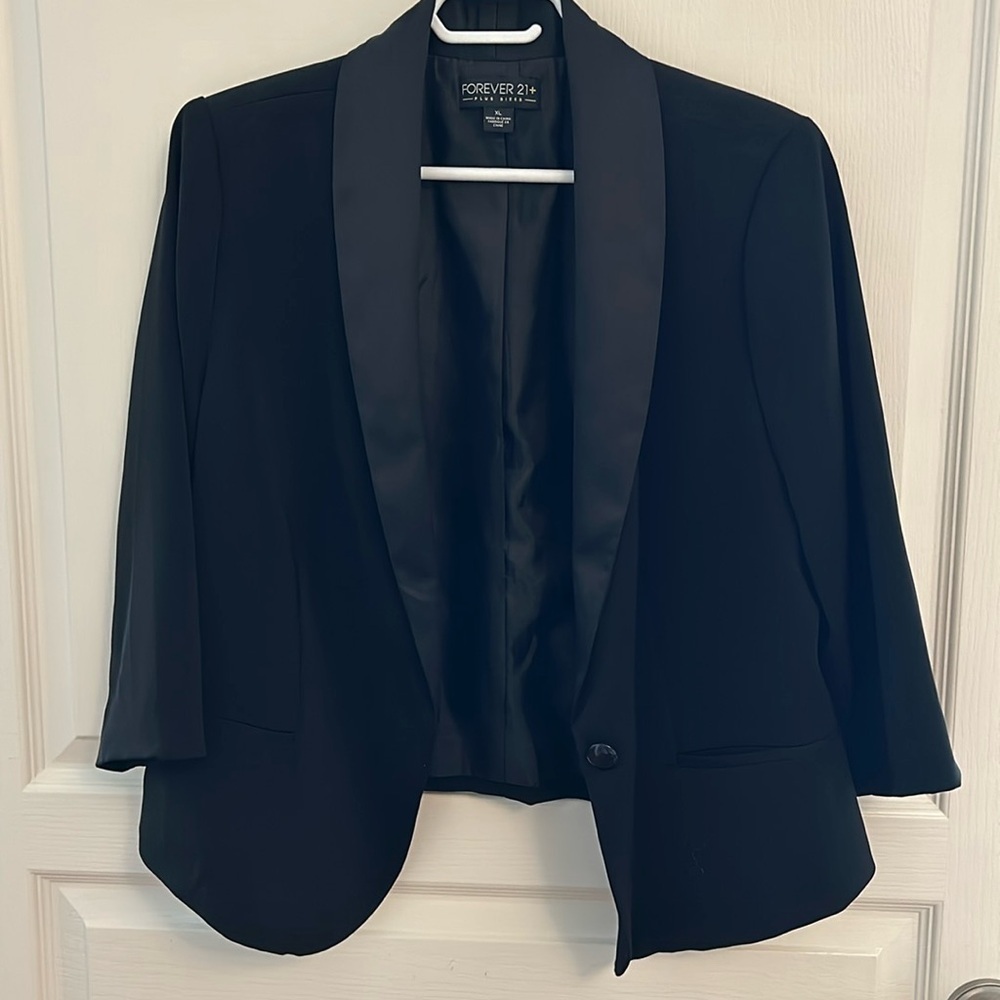 Forever 21 Black Blazer